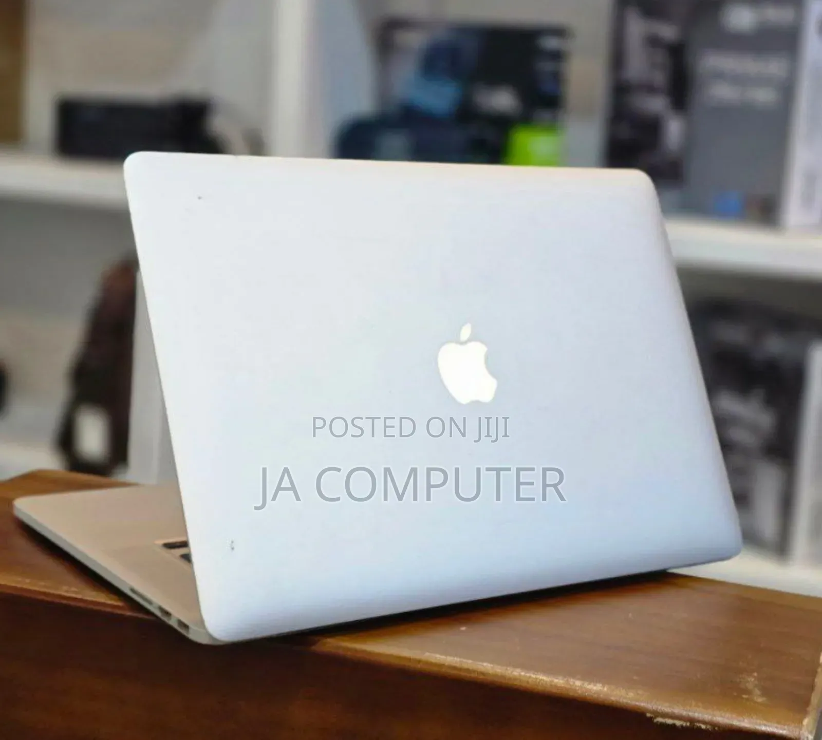 New Laptop Apple MacBook Pro 2015 16GB Intel Core I7 SSD 512GB