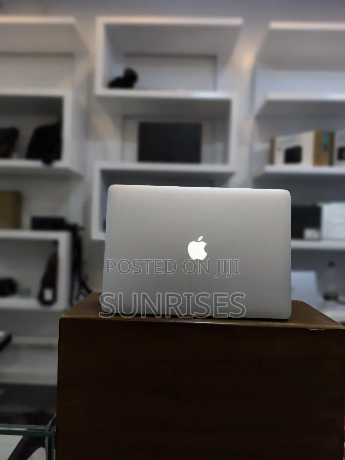 New Laptop Apple MacBook Pro 2015 16GB Intel Core I7 SSD 1T