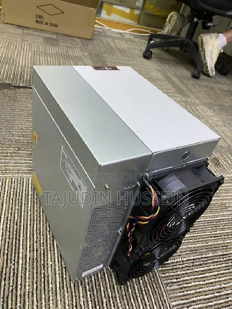 Bitmain Antminer S21 200th/S Bitcoin Miner With Power Supply