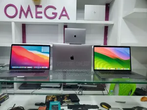 New Laptop Apple MacBook Pro 2019 16GB Intel Core I9 SSD 1T