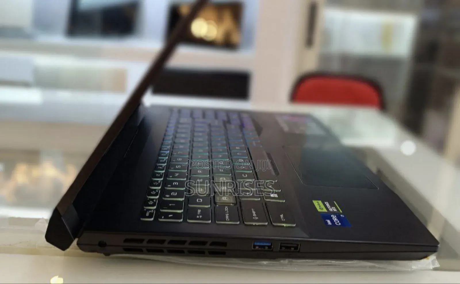 New Laptop MSI Pulse GL76 16GB Intel Core I7 SSD 512GB