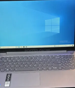 Photo - New Laptop Lenovo Ideapad 3 16GB Intel Core I5 SSD 512GB