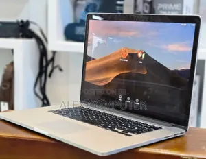 New Laptop Apple MacBook 2015 16GB Intel Core I7 SSD 1T