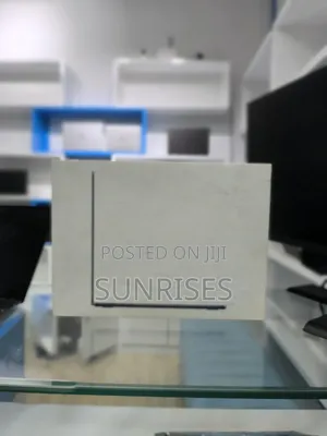 Photo - New Laptop Apple MacBook Air 2024 M3 15-Inch 8GB Apple M3 SSD 512GB