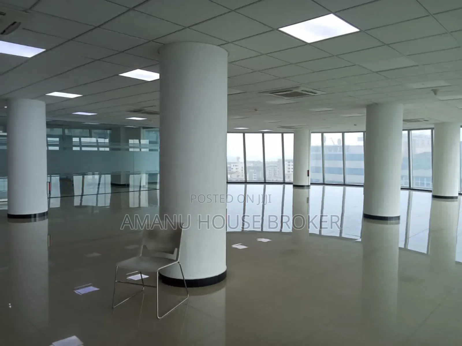 Urgent Rent Luxury Office 1,100sqm,1,200sqm 9f 12floor