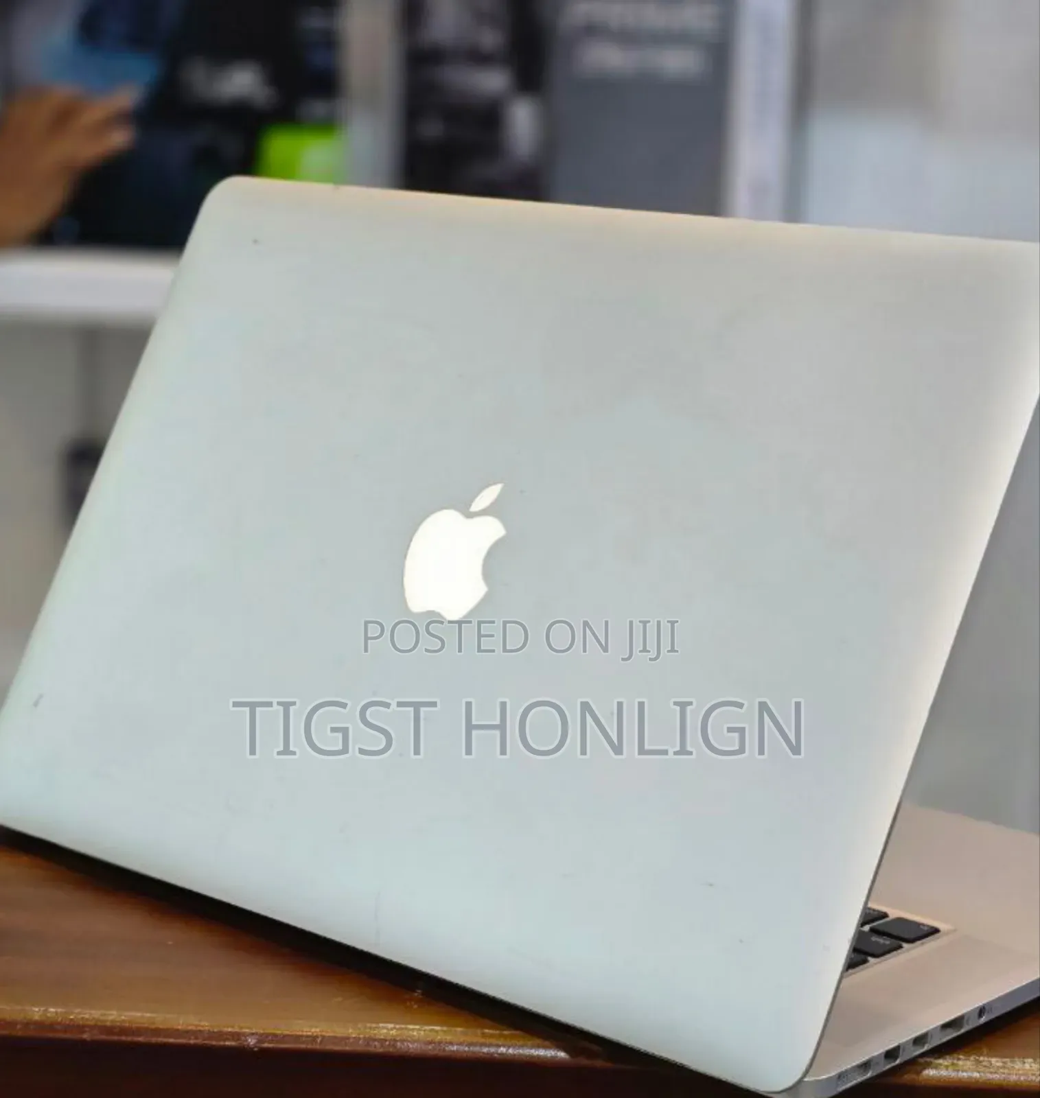 New Laptop Apple MacBook Pro 2017 16GB Intel Core I7 SSD 1T