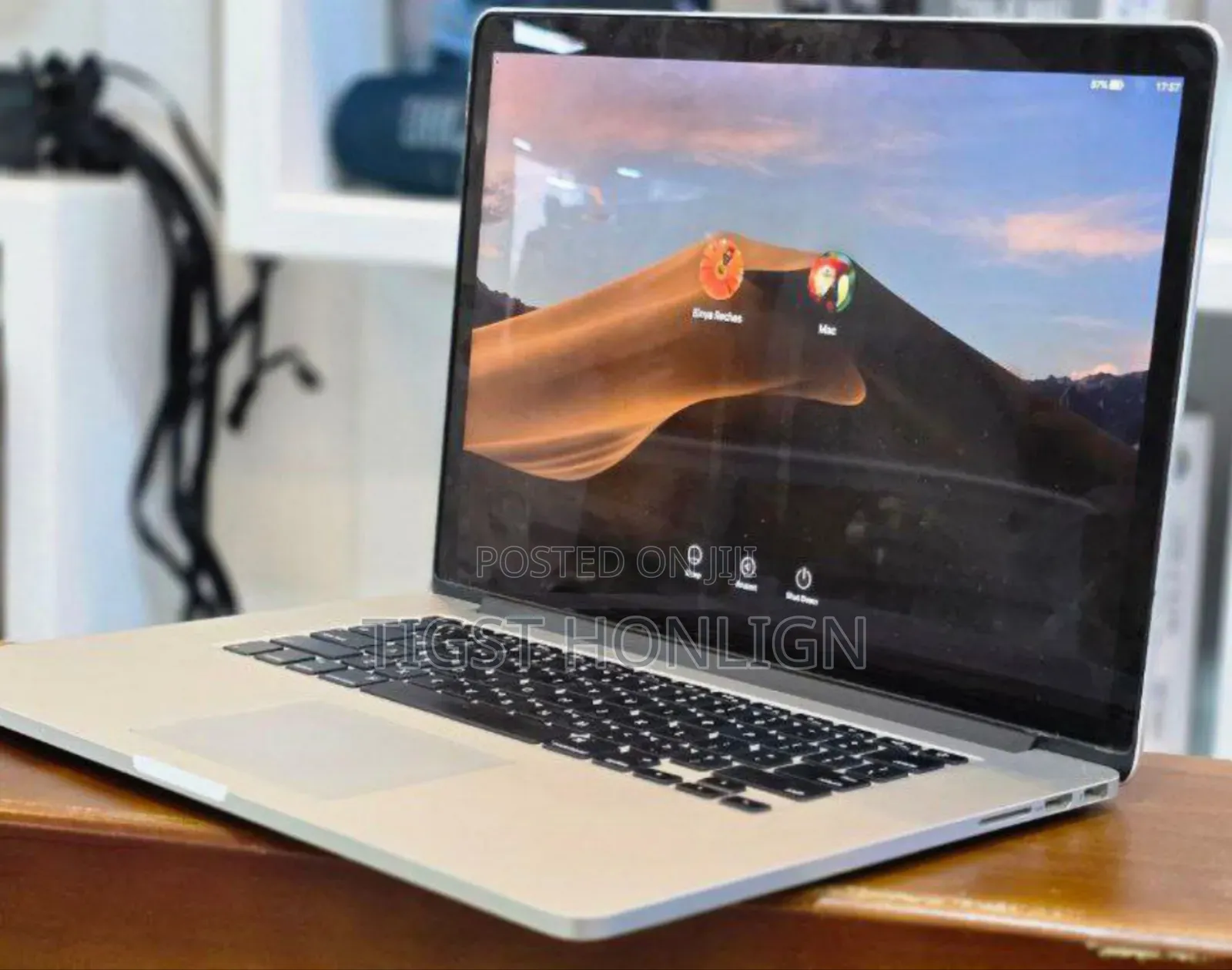 New Laptop Apple MacBook Pro 2017 16GB Intel Core I7 SSD 1T