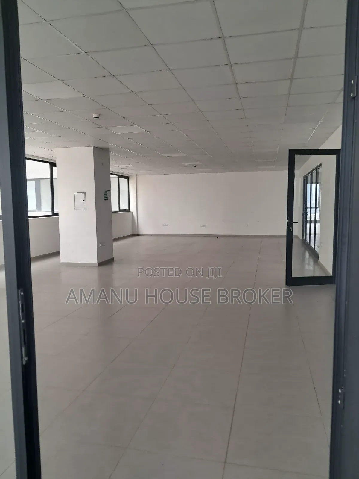 Urgent Rent Office 330sqm ,Around 4killo