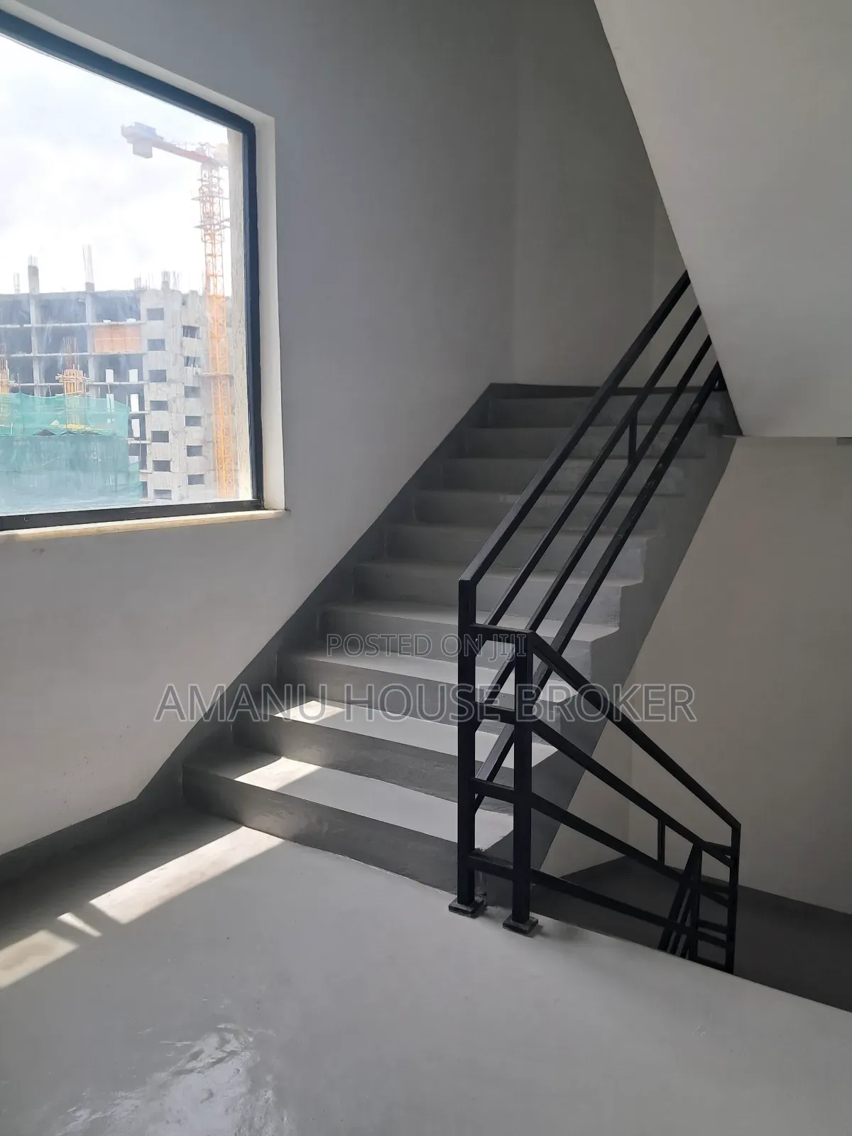 Urgent Rent Office 330sqm ,Around 4killo