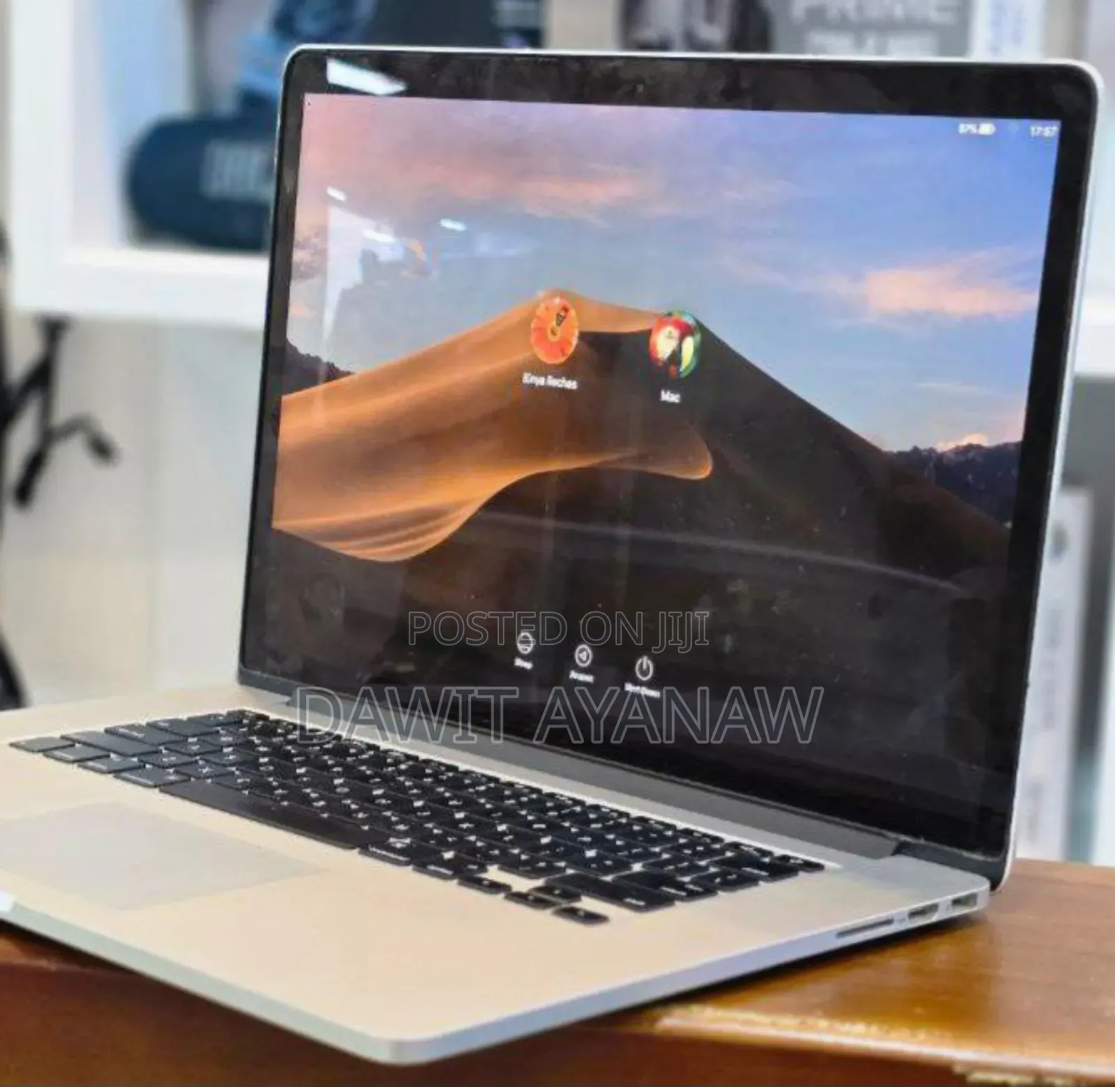 New Laptop Apple MacBook Pro 2015 8GB Intel Core I7 SSD 512GB