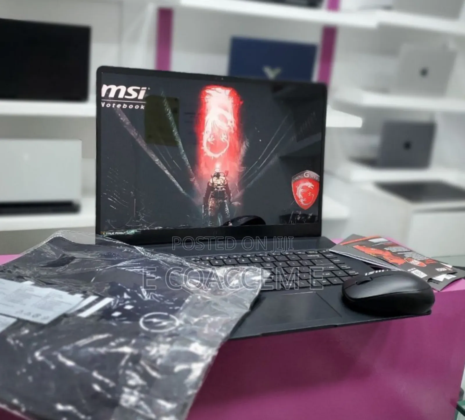 New Laptop MSI Creator 17 B11ue-224 16GB Intel Core I7 SSD 1T