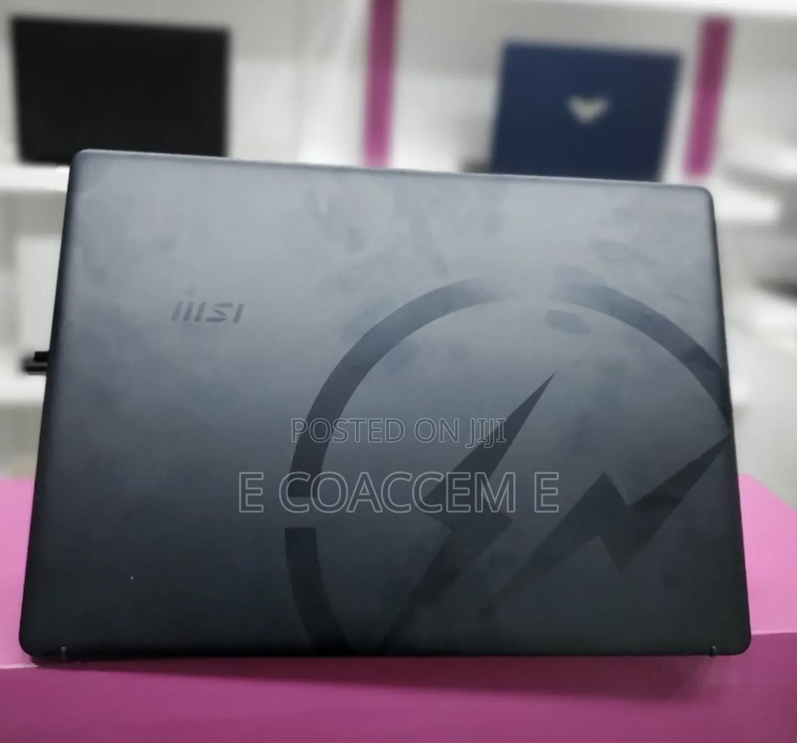 New Laptop MSI Creator 17 B11ue-224 16GB Intel Core I7 SSD 1T