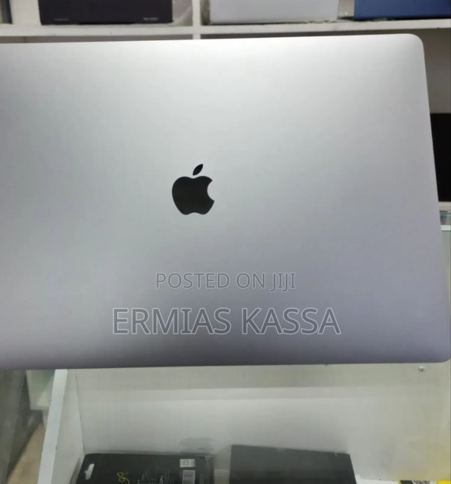 New Laptop Apple MacBook Pro 2019 32GB Intel Core I9 SSD 512GB