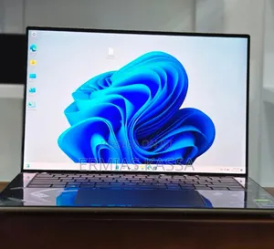 New Laptop Dell XPS 15 9510 32GB Intel Core I9 SSD 2T