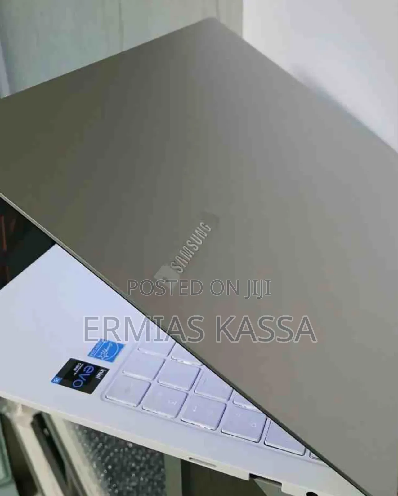 New Laptop Samsung Galaxy Book 2 8GB Intel Core I5 SSD 256GB