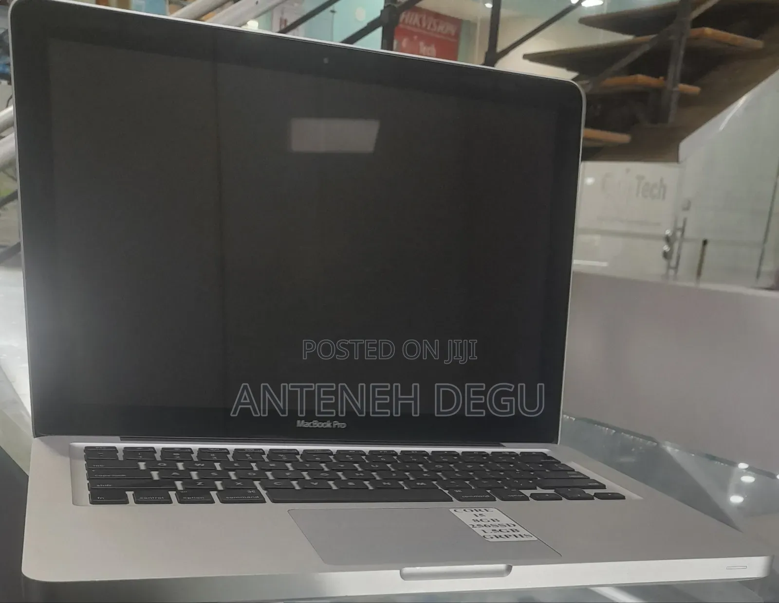 New Laptop Apple MacBook Pro 2012 8GB Intel Core I5 SSD 256GB