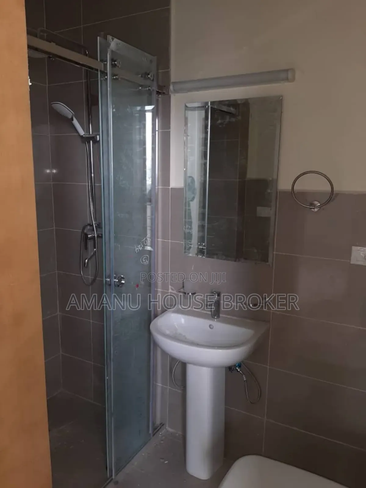 3bdrm Apartment in Addis Abeba Ethiopia, Arada for sale