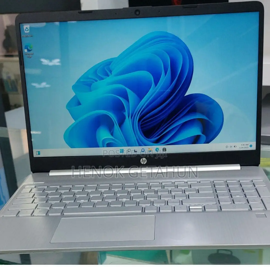 New Laptop HP Stream Notebook 8GB Intel Core I5 SSD 512GB