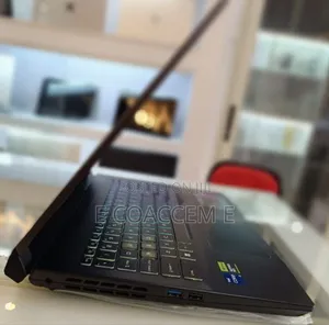 New Laptop MSI Pulse GL66 16GB Intel Core I7 SSD 512GB