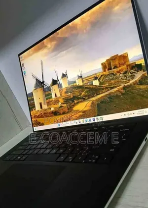 New Laptop Dell 16GB Intel Core I7 SSD 512GB