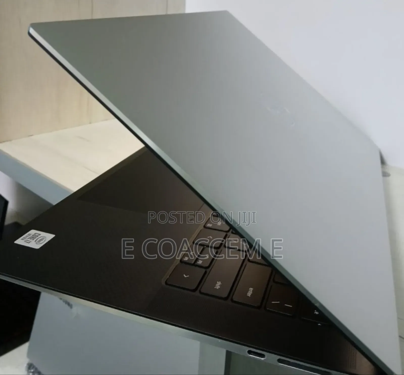 New Laptop Dell 16GB Intel Core I7 SSD 512GB