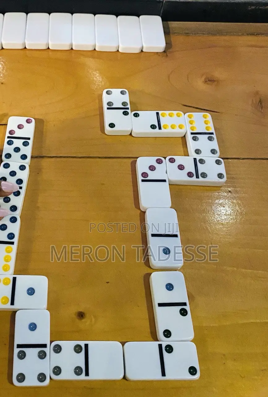 ፕሮፌሽናል የሴራሚክ ዶሚኖስ መጫወቻ የቦርድ ጨዋታ Ceramic Dominoes