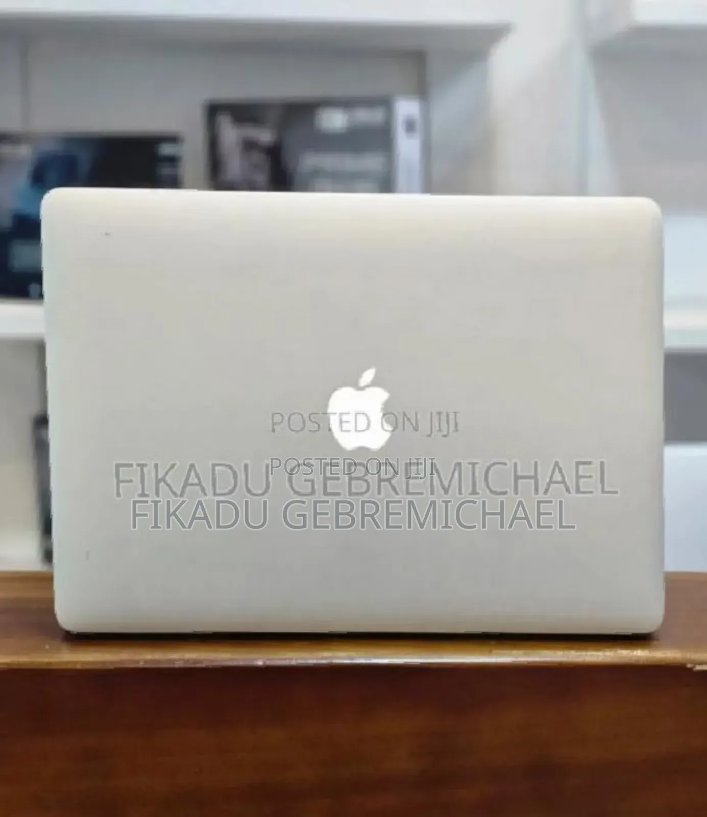 New Laptop Apple MacBook Pro 2015 16GB Intel Core i7 SSD 512GB