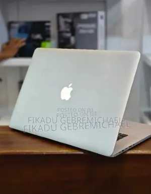 New Laptop Apple MacBook Pro 2015 16GB Intel Core i7 SSD 512GB