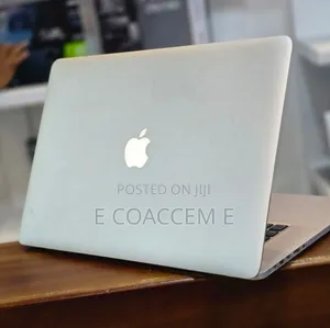 New Laptop Apple MacBook Pro 16GB Intel Core I7 SSD 1T