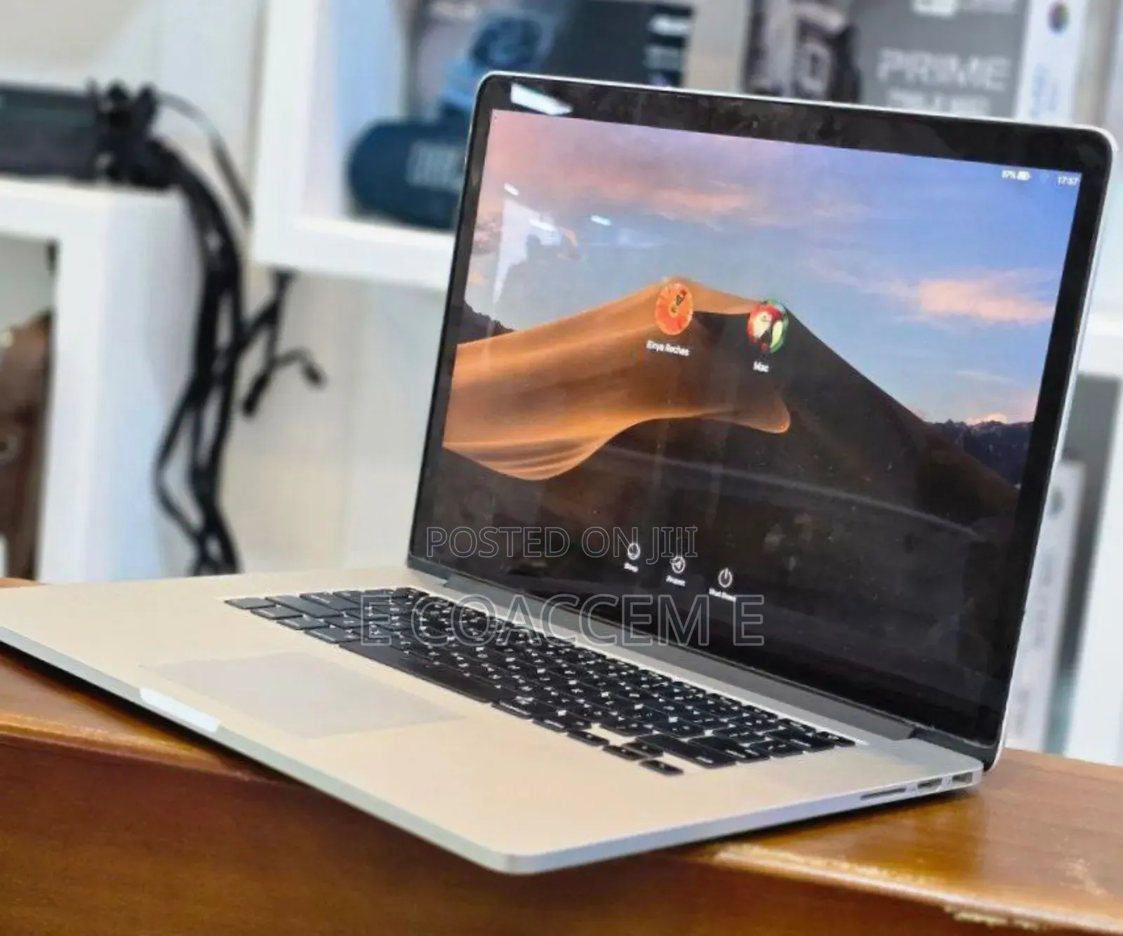 New Laptop Apple MacBook Pro 16GB Intel Core I7 SSD 512GB