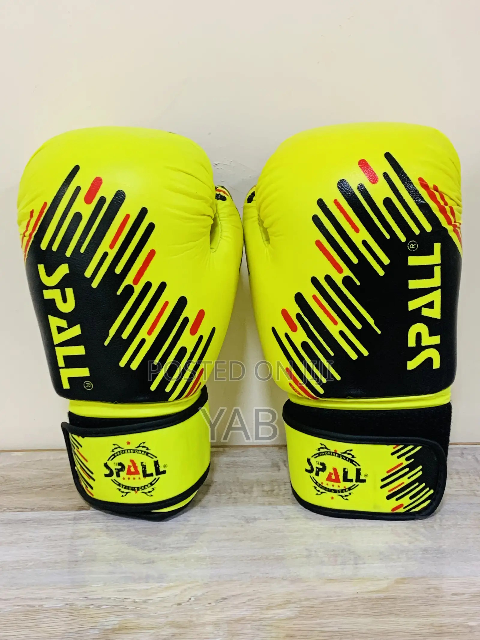 Lemon Spall Boxing Gloves