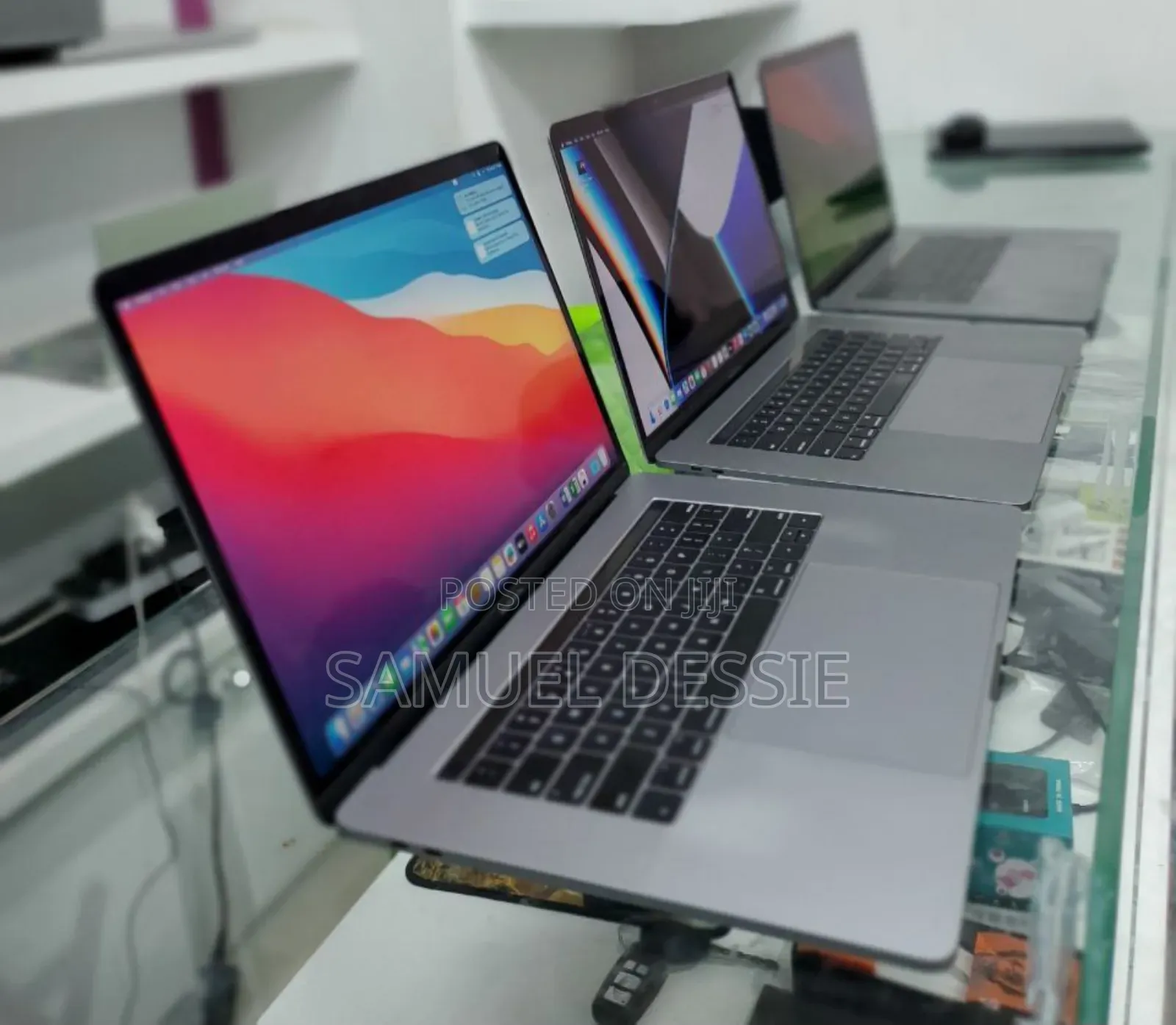 New Laptop Apple MacBook Pro 2018 32GB Intel Core I9 SSD 1T