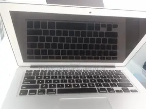 New Laptop Apple MacBook Air 2017 8GB Intel Core I5 SSD 128GB