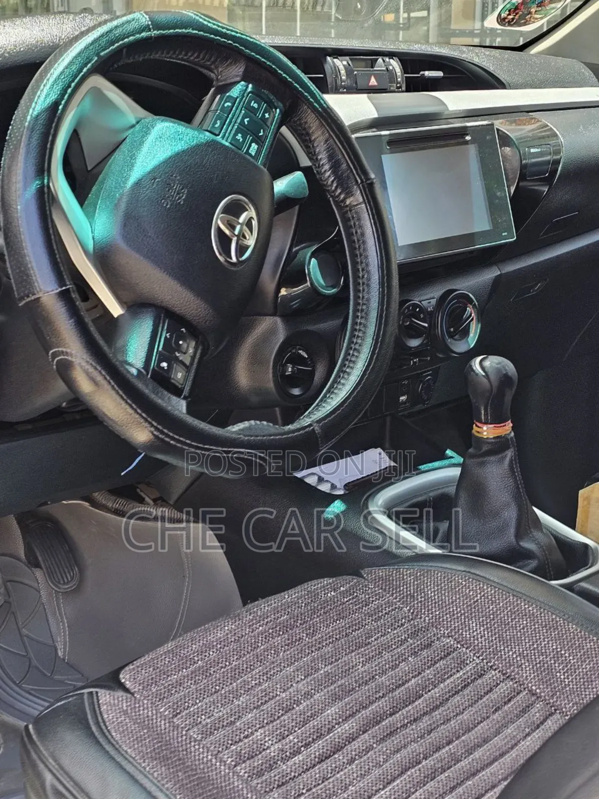 Toyota Hilux 2017 Gray