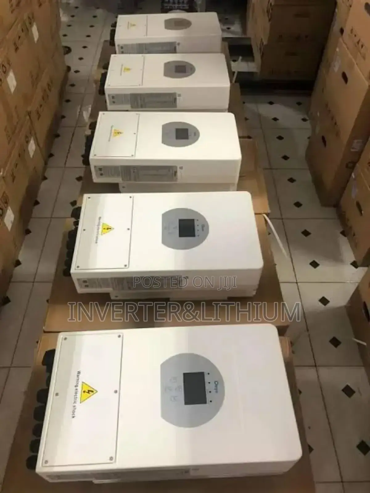 ሶላር ጀነሬተር (ድምጽ እና ጪስ መሆናቸዉ ለየት ያደርጋቸዋል)