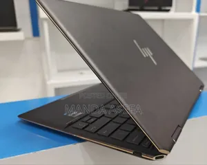 New Laptop HP Spectre 16GB Intel Core I7 SSD 1T