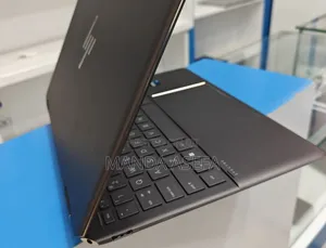 New Laptop HP Spectre 16GB Intel Core I7 SSD 1T