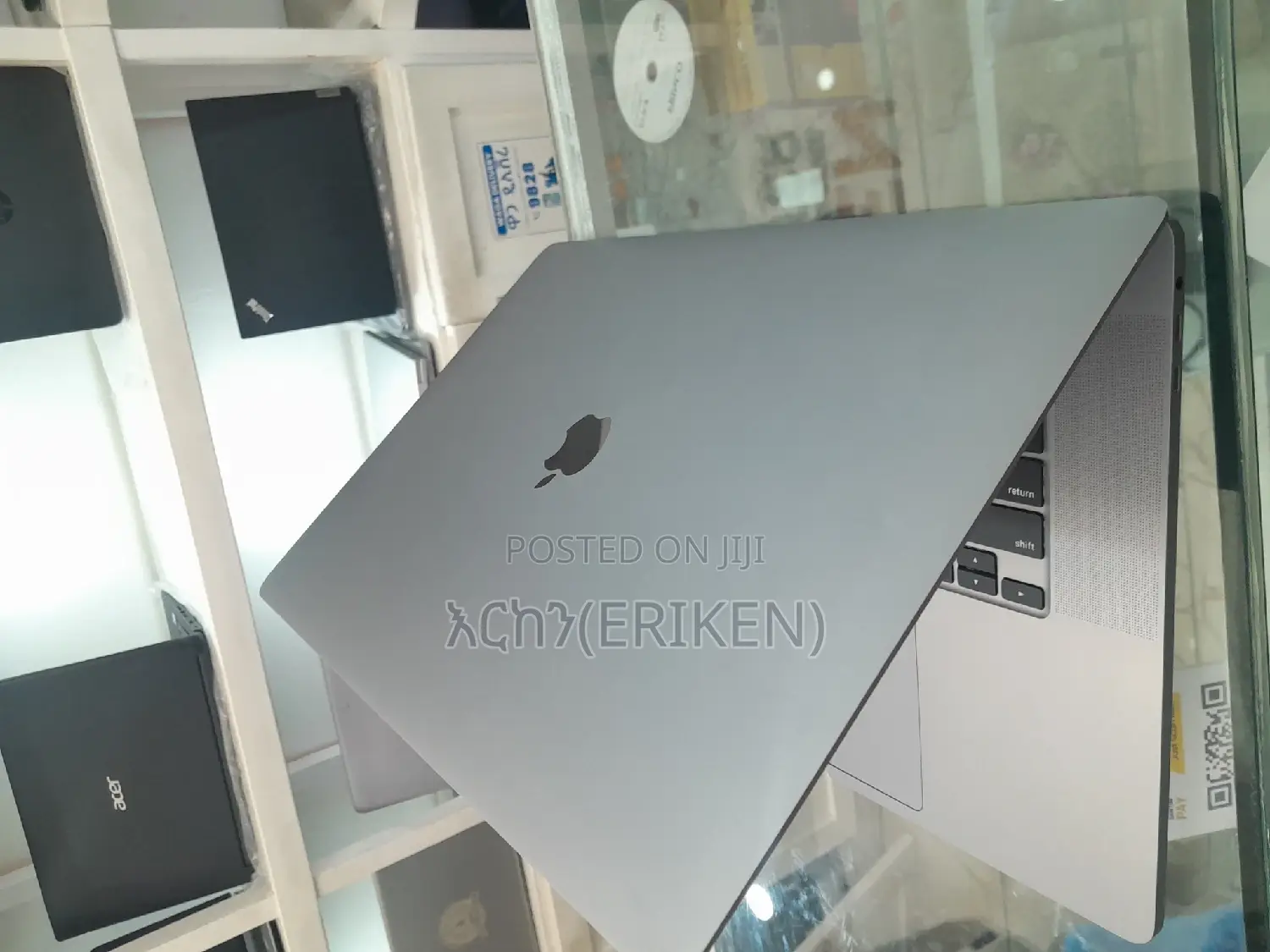 New Laptop Apple MacBook Pro 2019 16GB Intel Core I9 SSD 1T