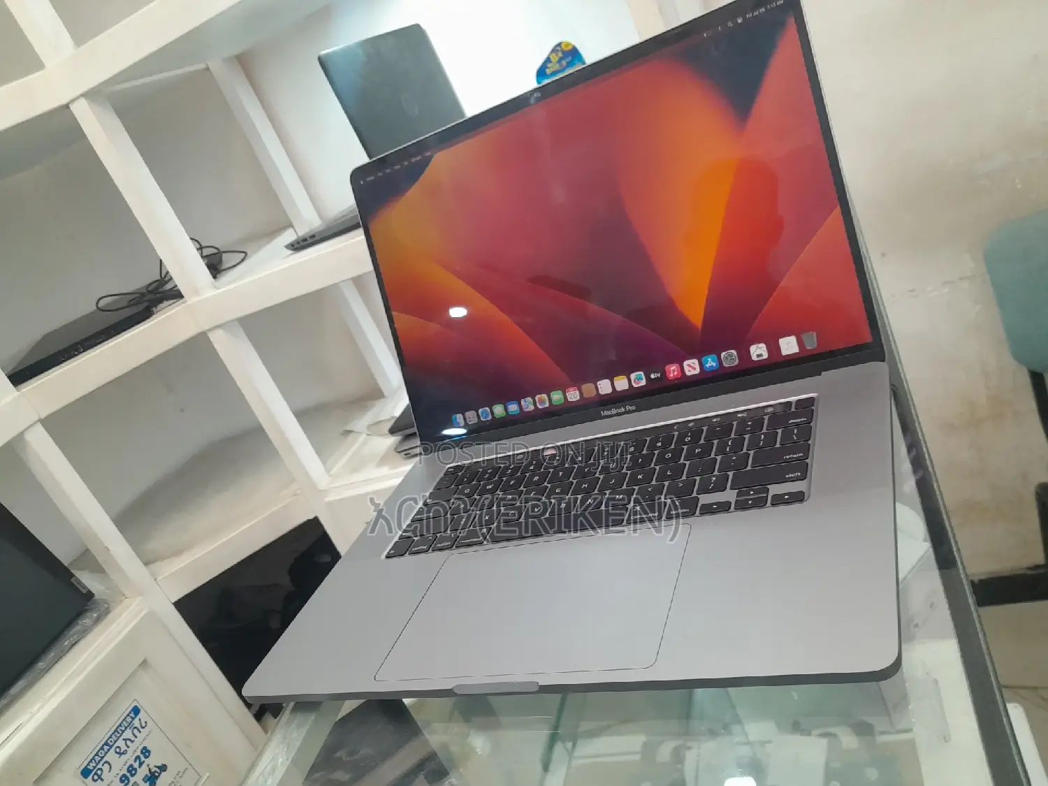 New Laptop Apple MacBook Pro 2019 16GB Intel Core I9 SSD 1T