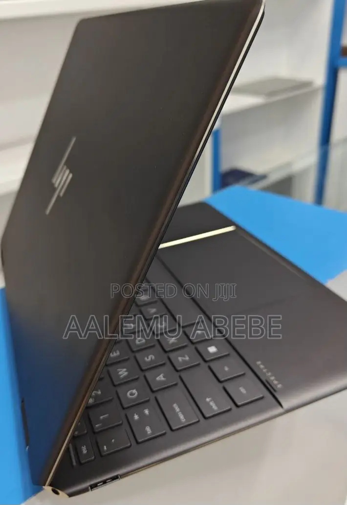 New Laptop HP Spectre X360 16GB Intel Core I7 SSD 1T