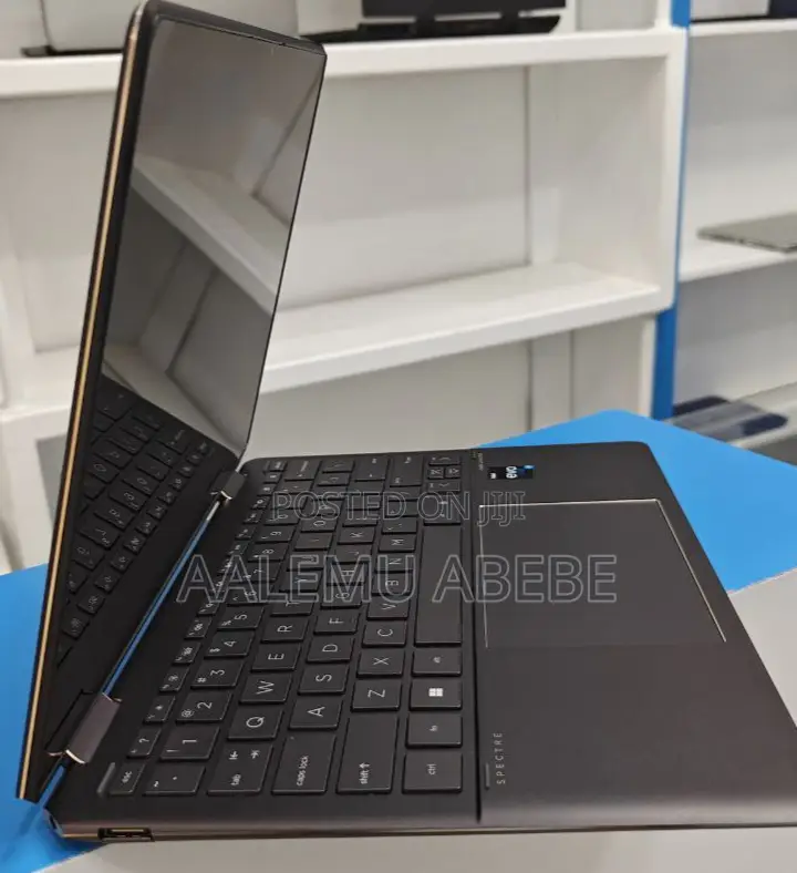 New Laptop HP Spectre X360 16GB Intel Core I7 SSD 1T