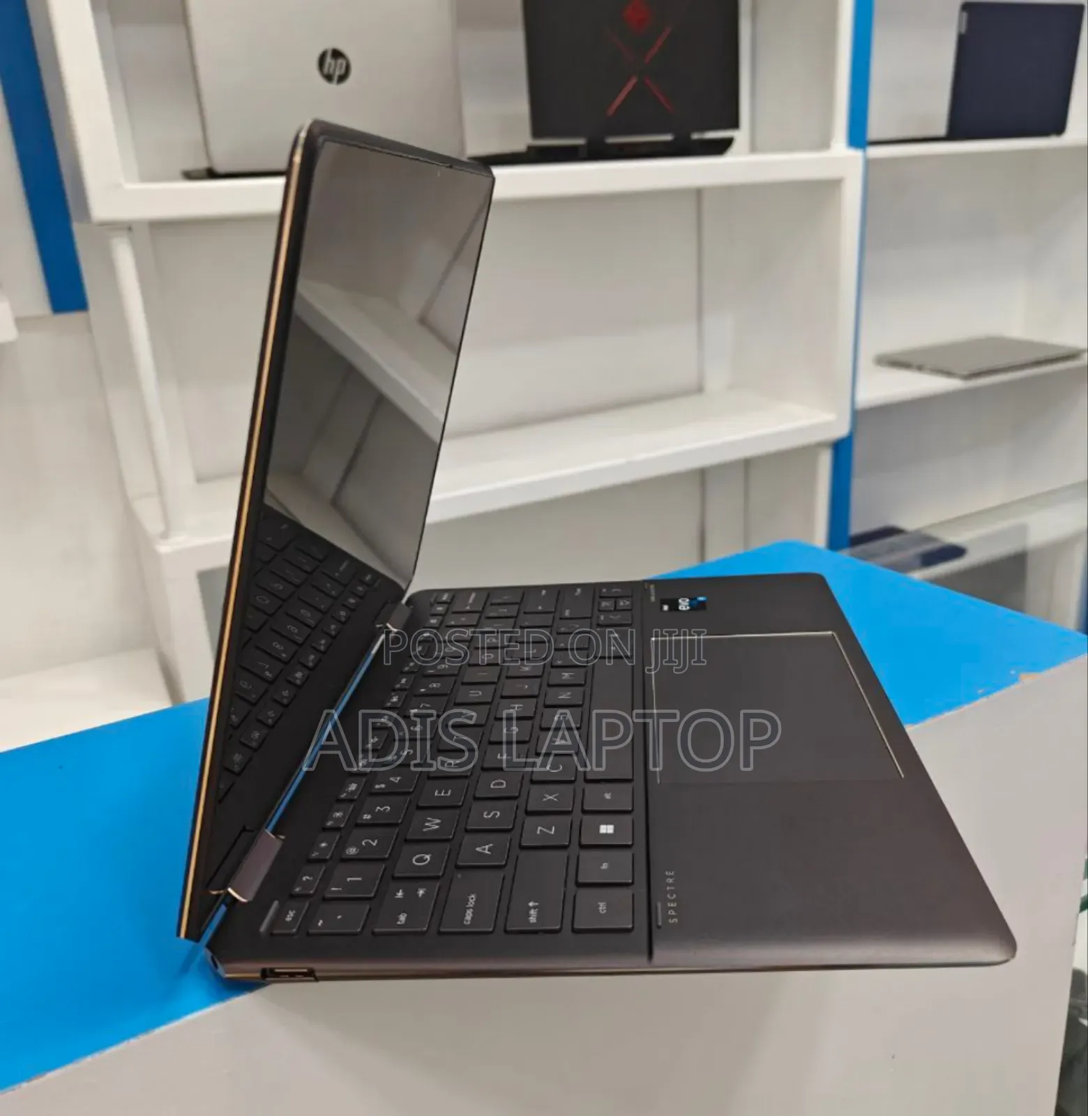 New Laptop HP Spectre 16GB Intel Core I7 SSD 1T