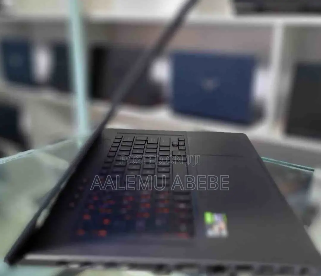 New Laptop Asus ROG Zephyrus G15 16GB AMD Ryzen 9 SSD 512GB