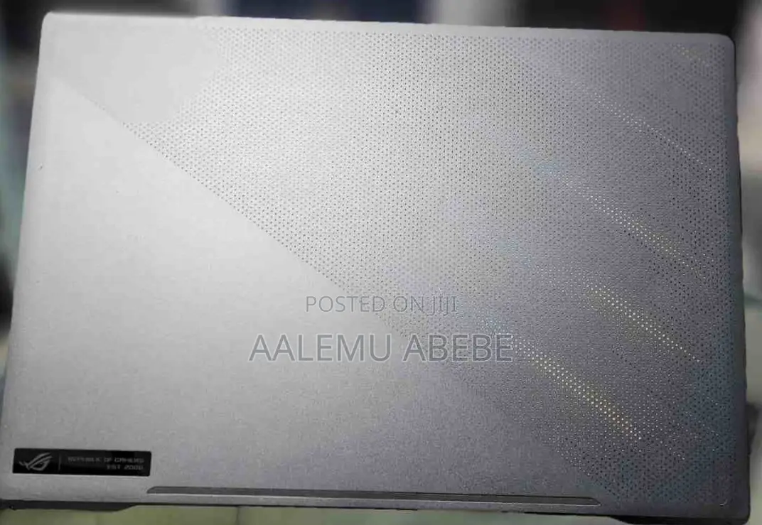 New Laptop Asus ROG Zephyrus G15 16GB AMD Ryzen 9 SSD 512GB