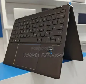 Photo - New Laptop HP Spectre 13 16GB Intel Core I7 SSD 1T