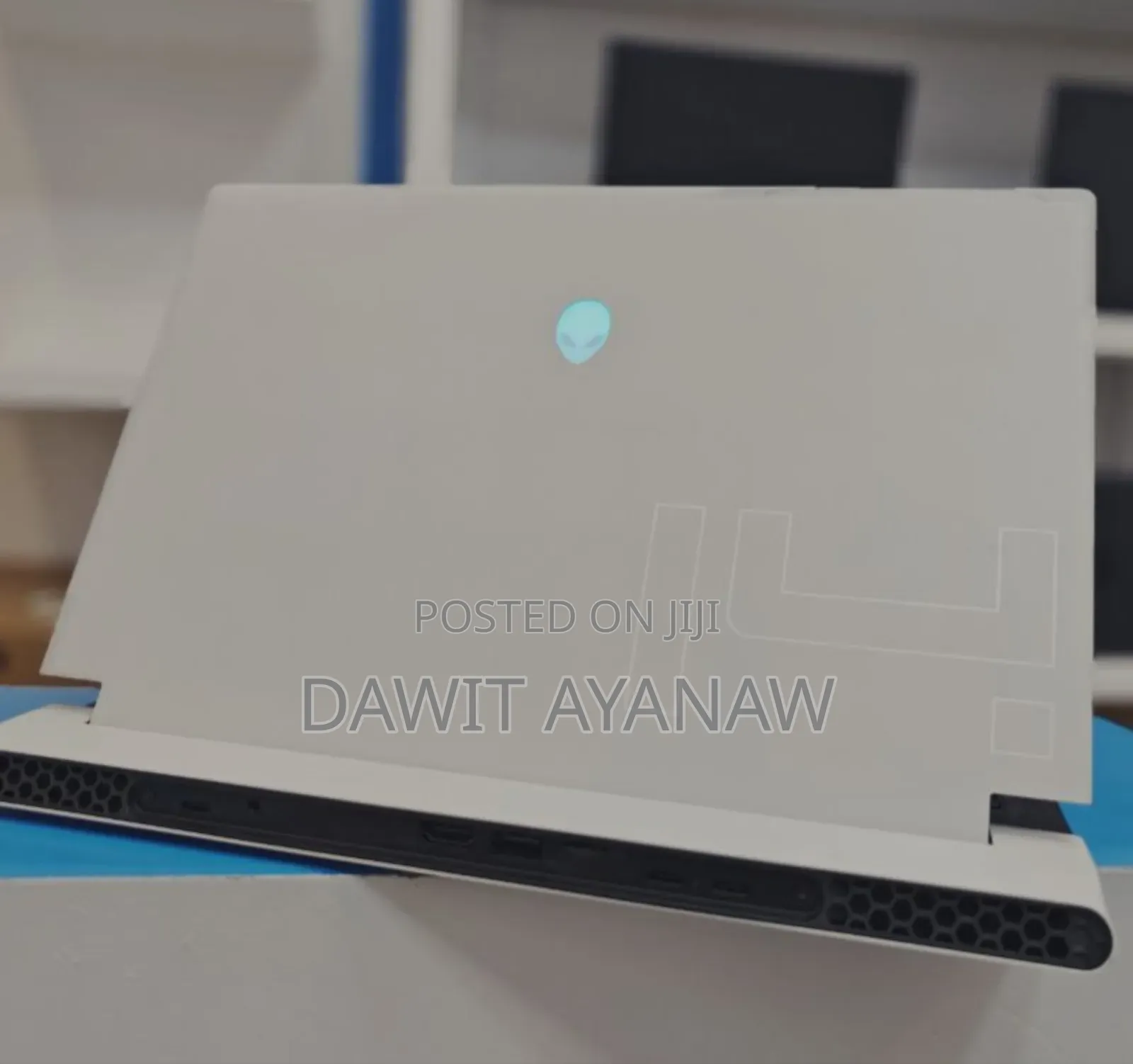 New Laptop Alienware Area-51m 16GB Intel Core I7 SSD 512GB