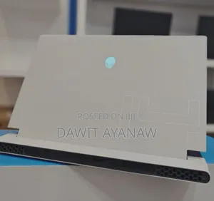 New Laptop Alienware Area-51m 16GB Intel Core I7 SSD 512GB