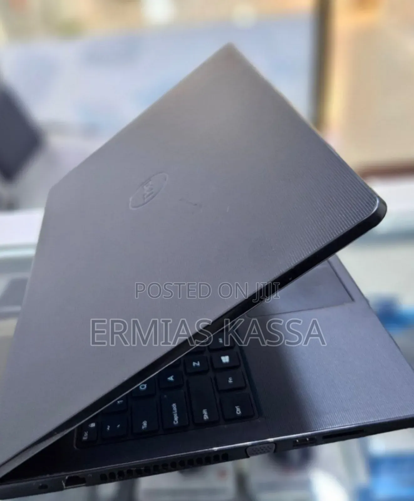 New Laptop Dell Vostro 15 3000 8GB Intel Core I5 HDD 1T