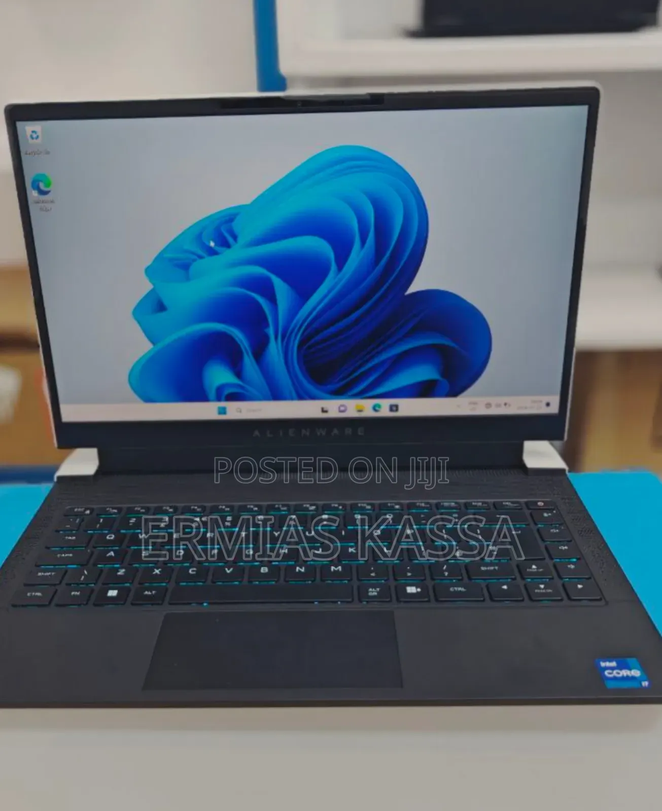 New Laptop Alienware M17x R2 16GB Intel Core I7 SSD 512GB