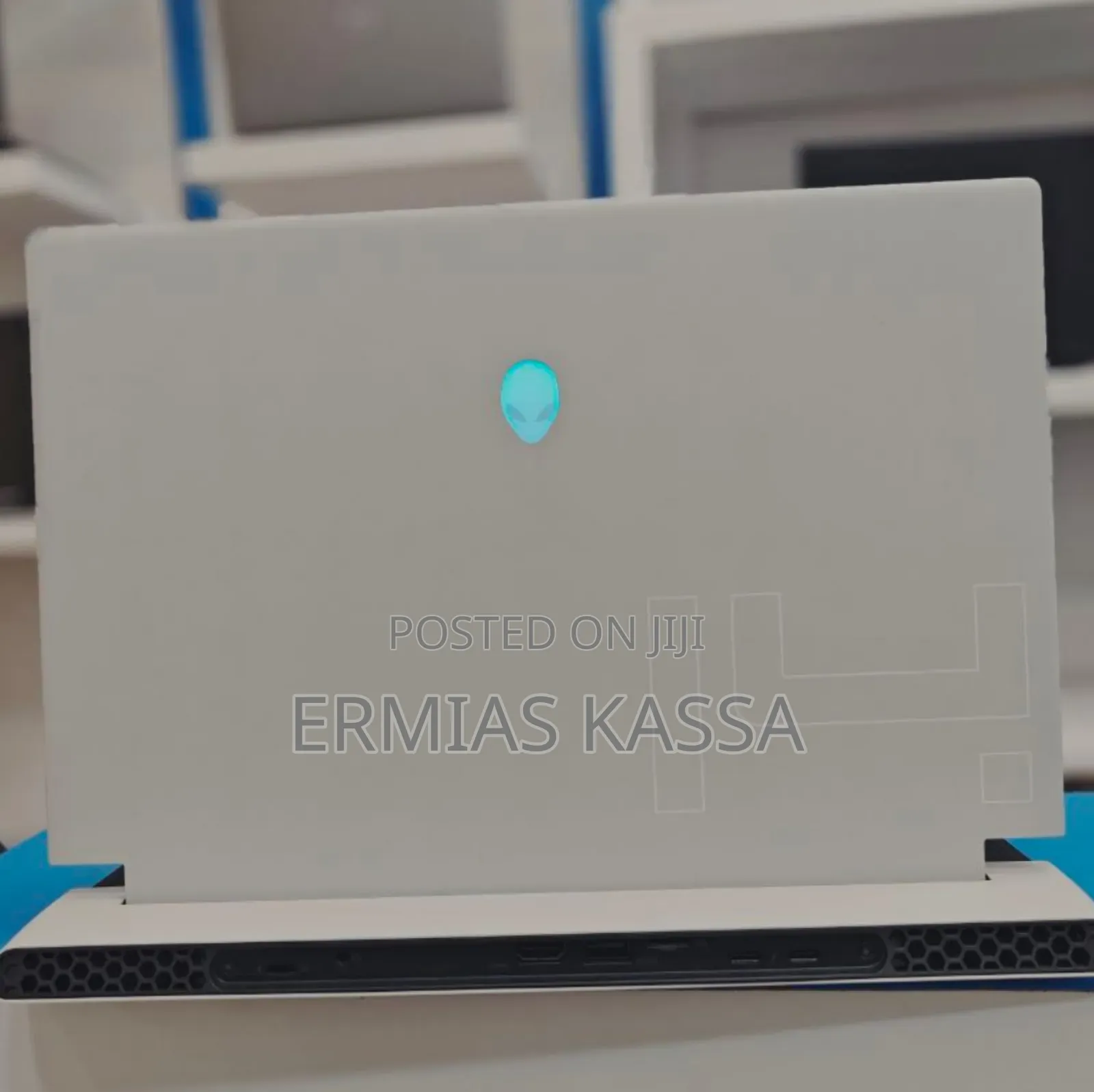 New Laptop Alienware M17x R2 16GB Intel Core I7 SSD 512GB